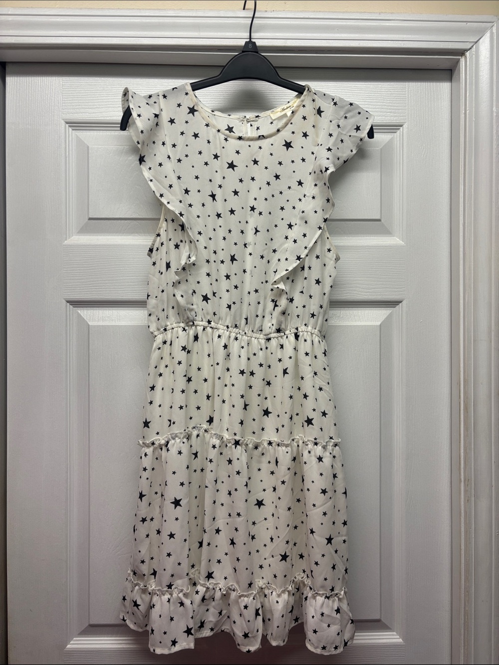 Andree by Unit Star Print Ruffle Tiered Dress - White/Black Medium